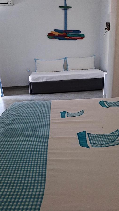 Amfitriti Serifos Livadi  Ngoại thất bức ảnh